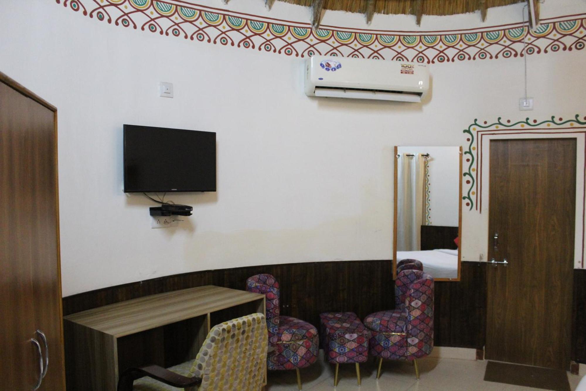 Hotel Vijayvargiya Dhani Bikaner Quarto foto